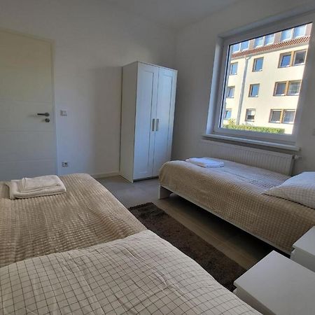 Monteurzimmer Mit Zwei Einzelnen Betten In Einer 3Zi Wohnung Mit Kuche Und Bad Osnabrück Dış mekan fotoğraf