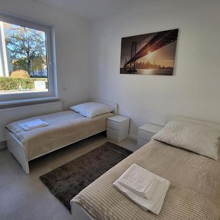 Monteurzimmer Mit Zwei Einzelnen Betten In Einer 3Zi Wohnung Mit Kuche Und Bad Osnabrück Dış mekan fotoğraf