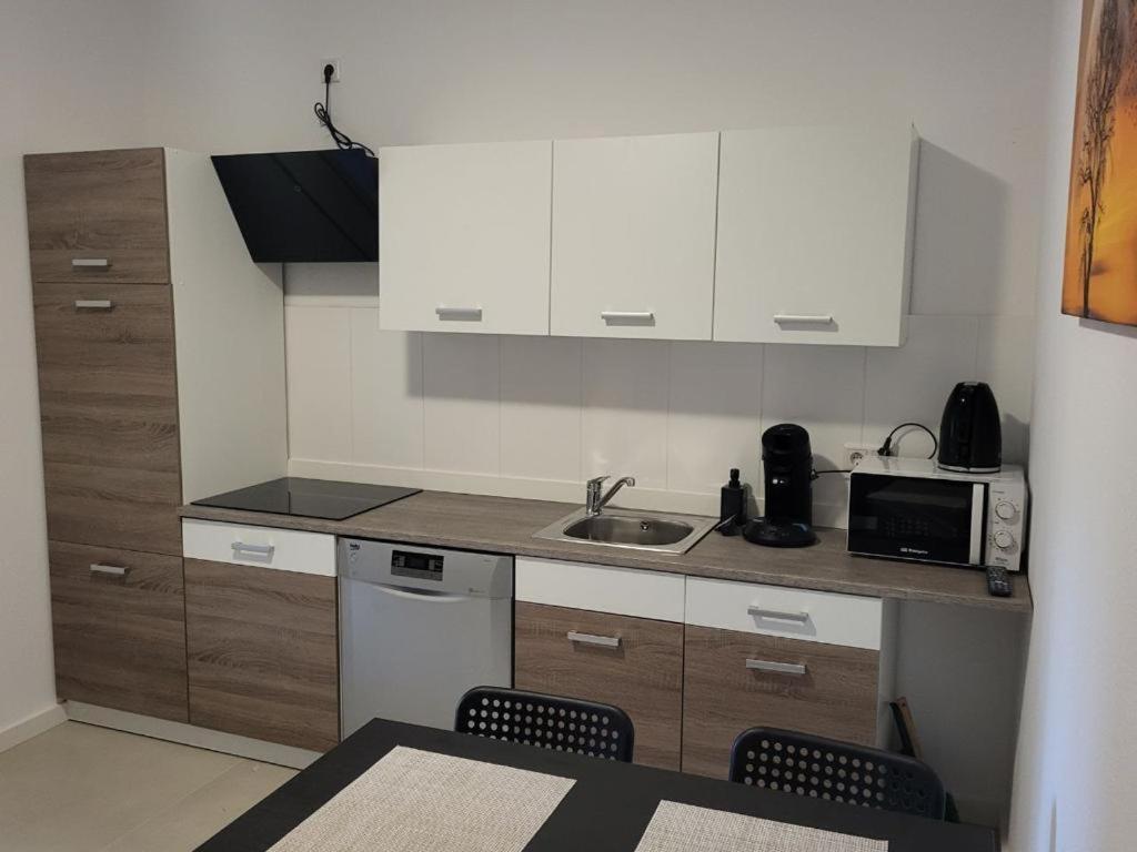 Monteurzimmer Mit Zwei Einzelnen Betten In Einer 3Zi Wohnung Mit Kuche Und Bad Osnabrück Dış mekan fotoğraf