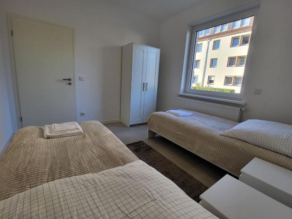 Monteurzimmer Mit Zwei Einzelnen Betten In Einer 3Zi Wohnung Mit Kuche Und Bad Osnabrück Dış mekan fotoğraf
