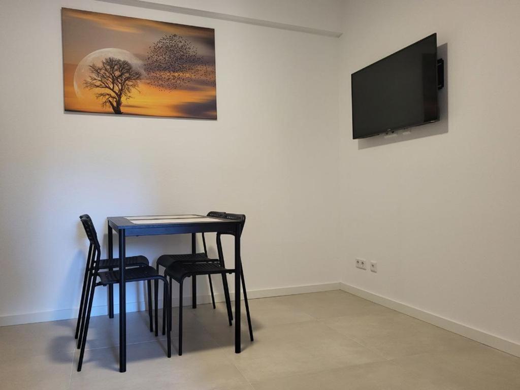 Monteurzimmer Mit Zwei Einzelnen Betten In Einer 3Zi Wohnung Mit Kuche Und Bad Osnabrück Dış mekan fotoğraf