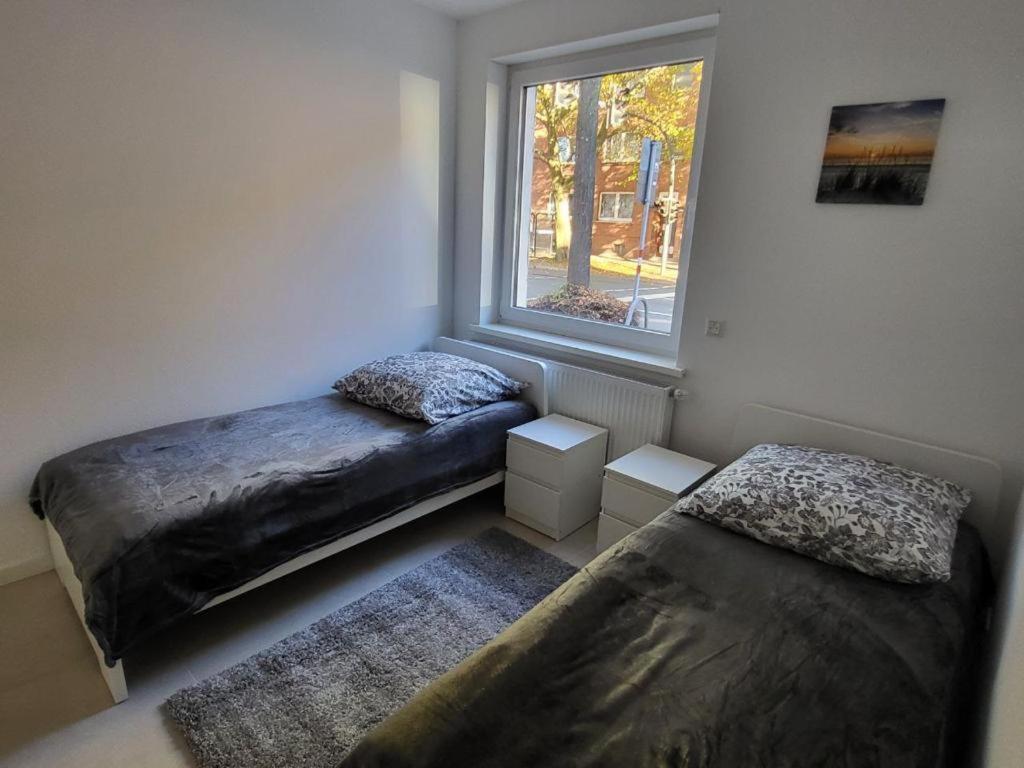 Monteurzimmer Mit Zwei Einzelnen Betten In Einer 3Zi Wohnung Mit Kuche Und Bad Osnabrück Dış mekan fotoğraf